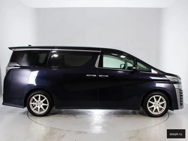 Toyota Vellfire 4