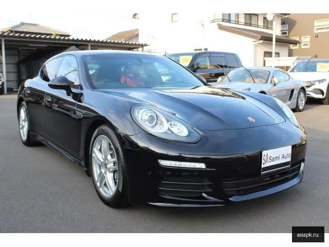 Porsche Panamera 4