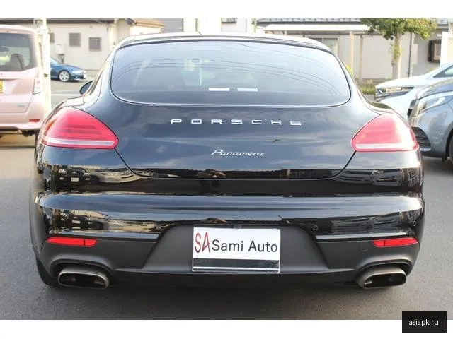 Porsche Panamera 6