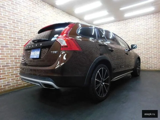 Volvo V60 5