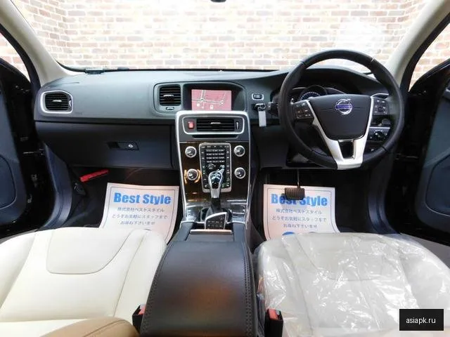 Volvo V60 6