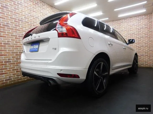 Volvo XC60 5