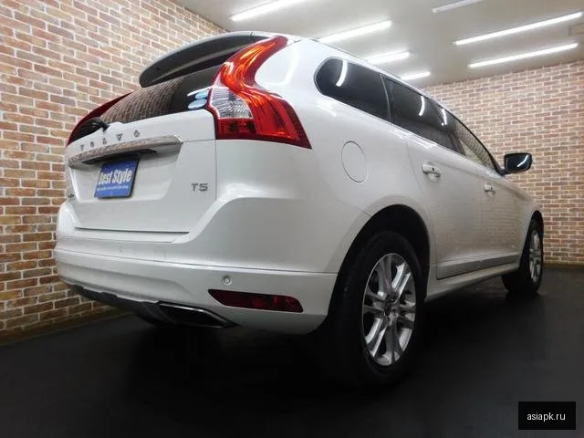 Volvo XC60 5