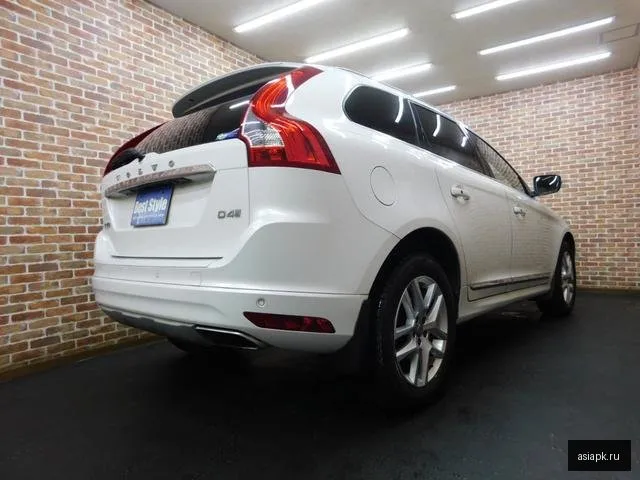 Volvo XC60 5