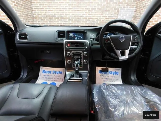 Volvo V60 6
