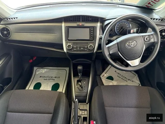 Toyota Corolla Fielder 4