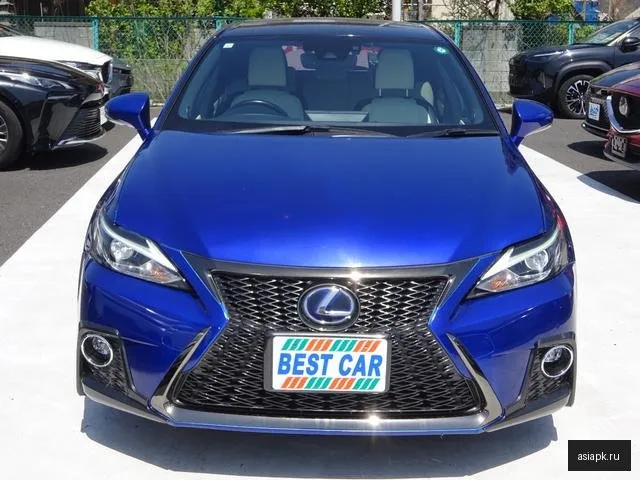 Lexus CT200h 6