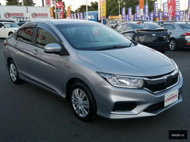 Honda Grace 6