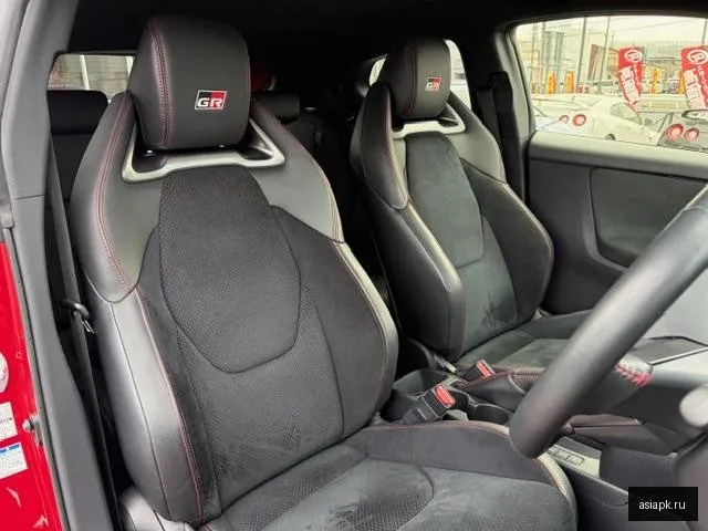 Toyota GR Yaris 5