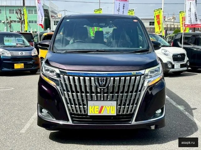Toyota Esquire 4