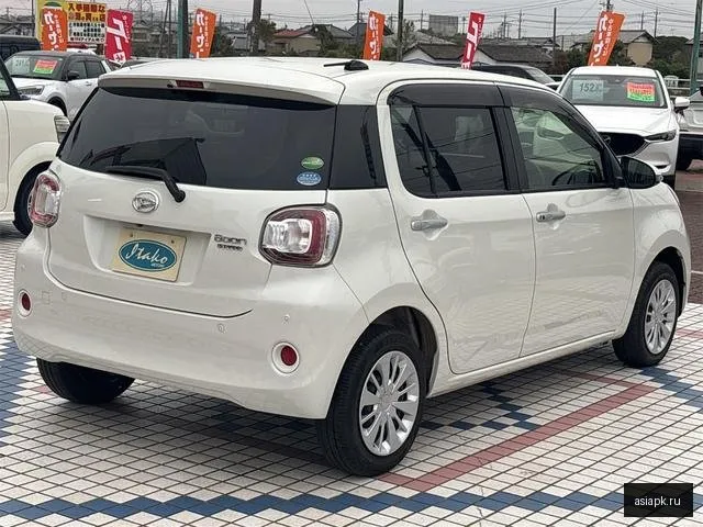 Daihatsu Boon 6