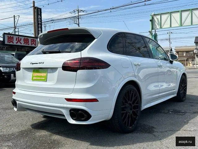 Porsche Cayenne 6