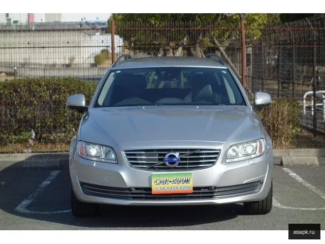 Volvo V70 4