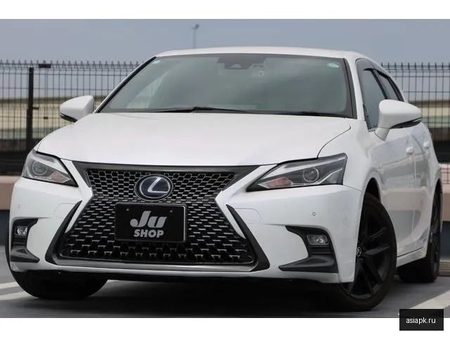 Lexus CT200h 3