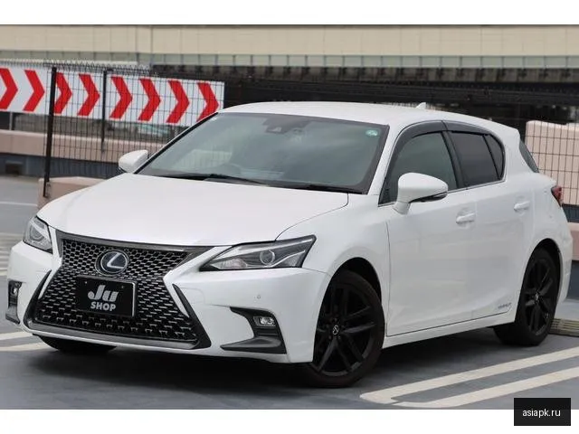 Lexus CT200h 4