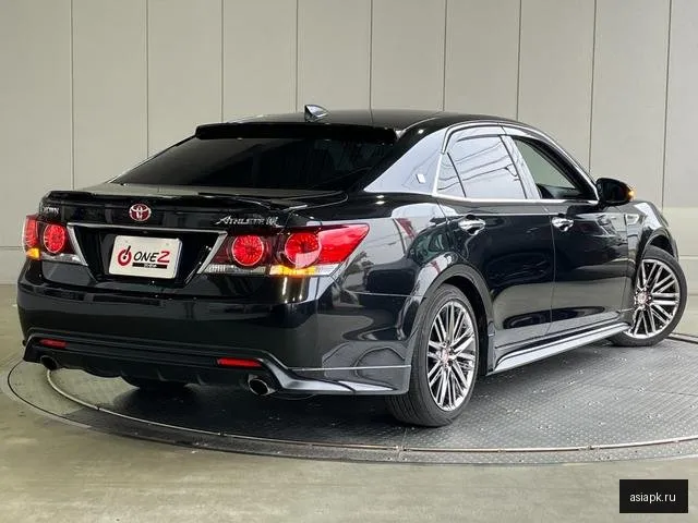 Toyota Crown 4