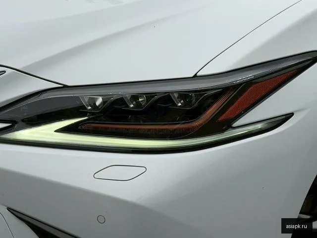 Lexus ES300h 6