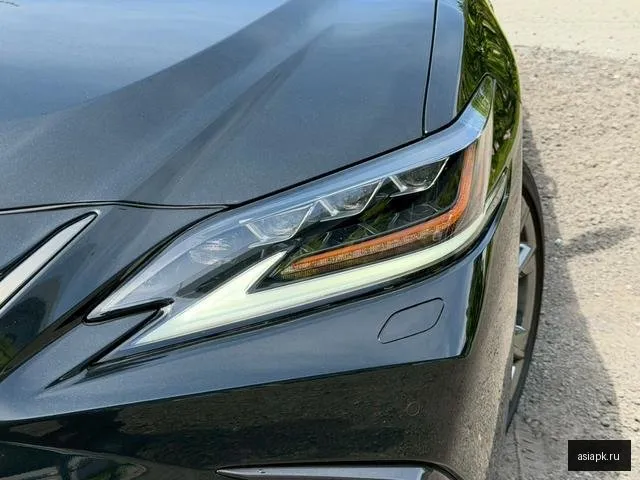 Lexus ES250 5
