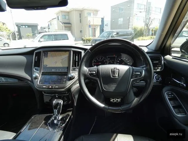 Toyota Crown 4