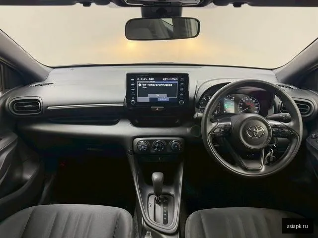 Toyota Yaris 4