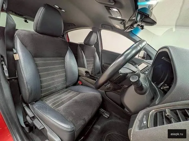 Honda Vezel 6