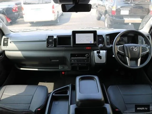 Toyota Hiace 3