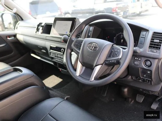 Toyota Hiace 6
