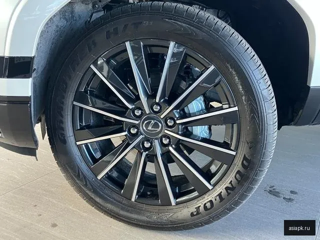 Lexus GX550 5