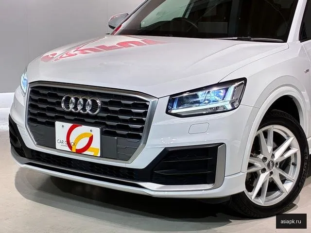 Audi Q2 4
