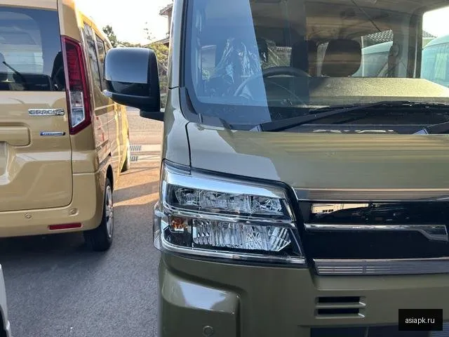 Daihatsu Atrai 5