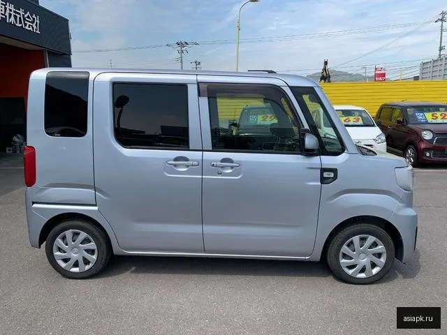 Daihatsu Hijet 5