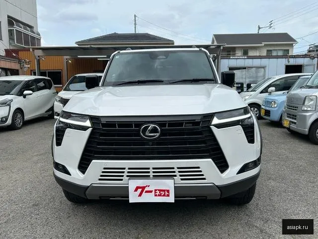 Lexus GX550 3