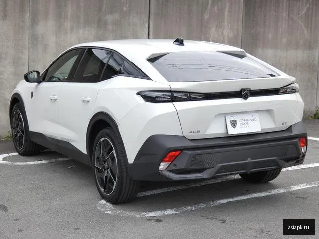 Peugeot 408 3