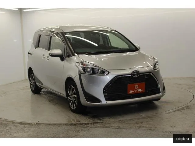 Toyota Sienta 5