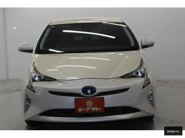 Toyota Prius 4