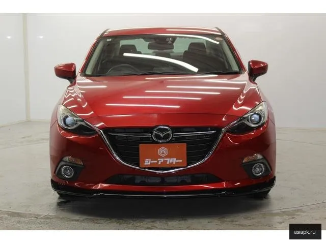 Mazda Axela 4