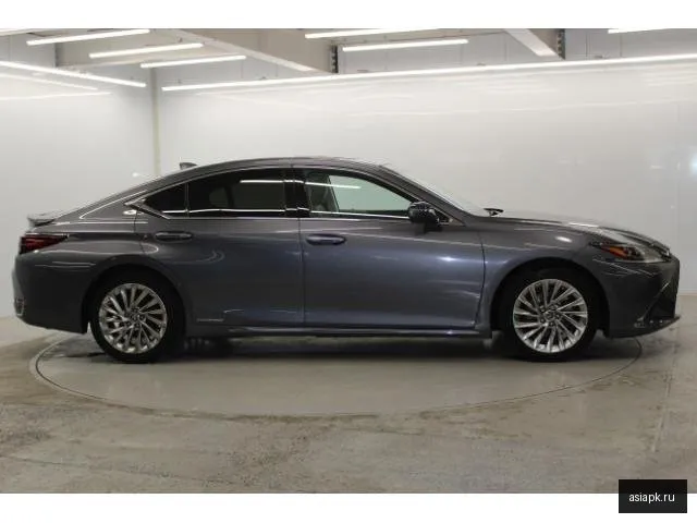 Lexus ES300h 6