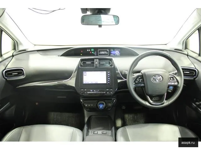 Toyota Prius 4