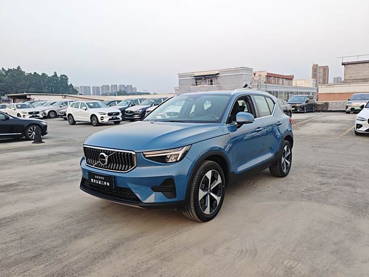 Volvo XC40 2023 B4 Four-wheel drive Zhiyuan Deluxe Edition