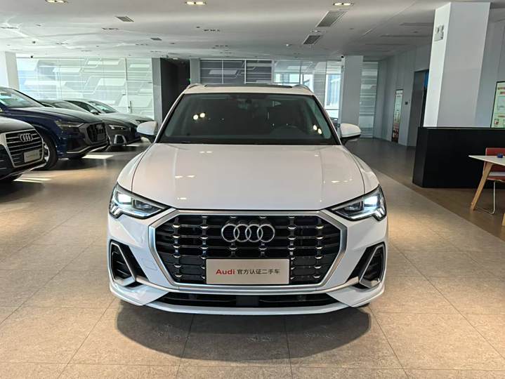 Audi Q3 2021 40 TFSI fashion sensor type