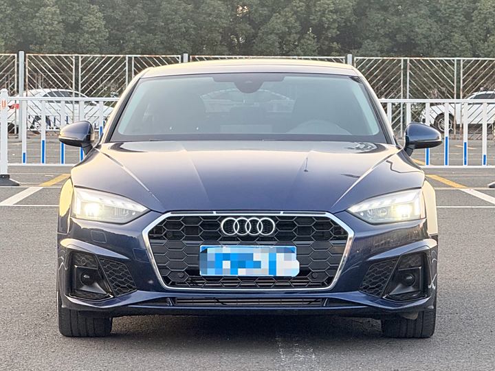 Audi A5 (imported) 2022 Sportback 40 TFSI fashion to elegant