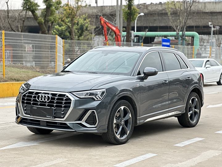 Audi Q3 2020 35 TFSI fashion sensor type