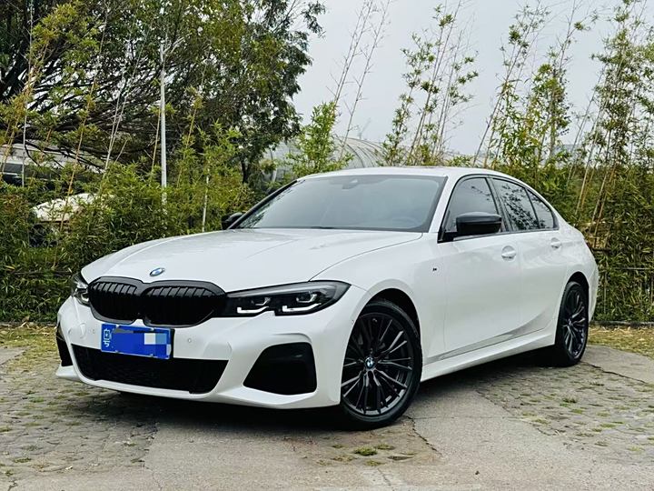 BMW 3 Series 2022 325i M Sports Night Set