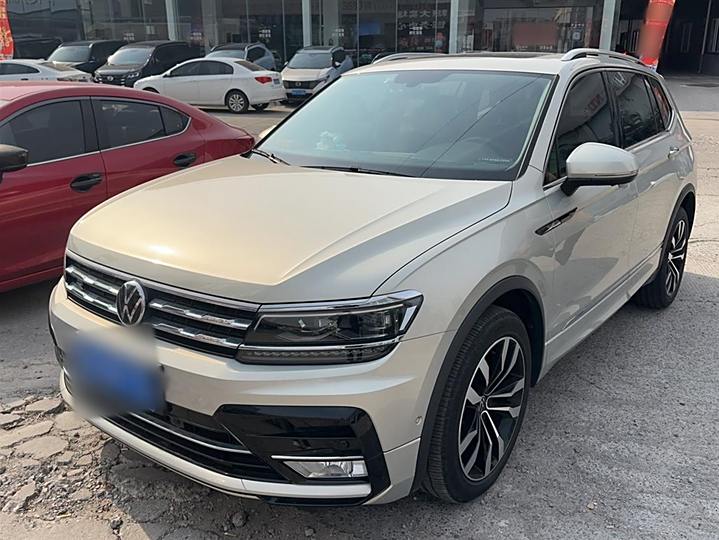 Tiguan L 2021 330TSI automatic two-wheel drive R-Line flagship version