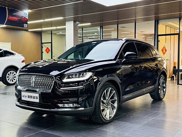 Navigator 2021 2.7T four-wheel drive version