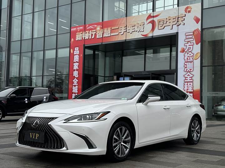 Lexus ES 2020 Model 200 Excellent Edition