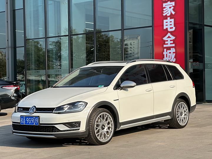 Golf (imported) 2019 model 1.8TSI travel version