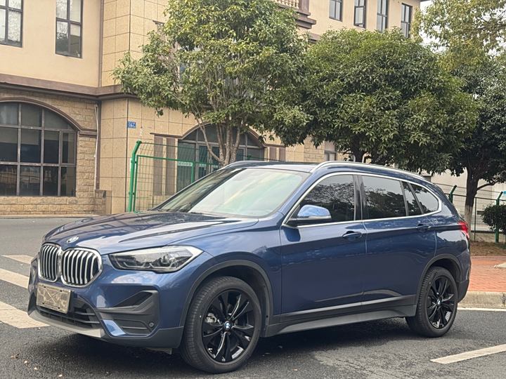 BMW X1 2021 sDrive20Li Fashion Model