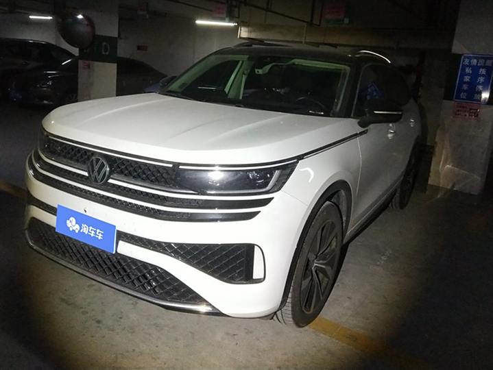 Lan Xun 2023 380TSI four-wheel drive R-Line first version