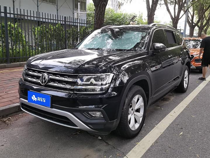 Touran 2020 380TSI four-wheel drive comfort version National VI